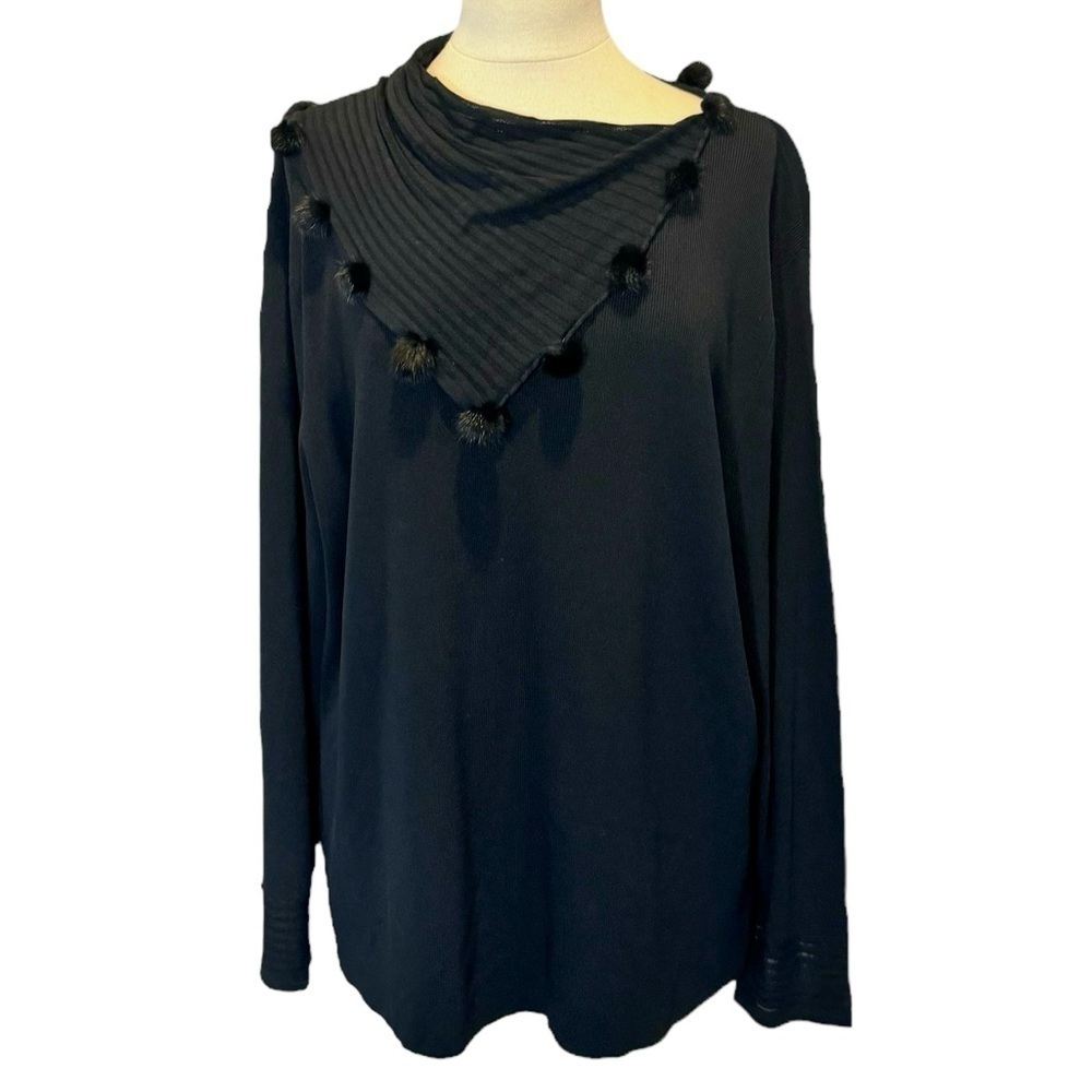 Cyrus Black scarf neck sweater with fur pom pom accents 3X